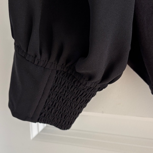LOFT Classic Black V-Neck Blouse - Picture 4 of 4